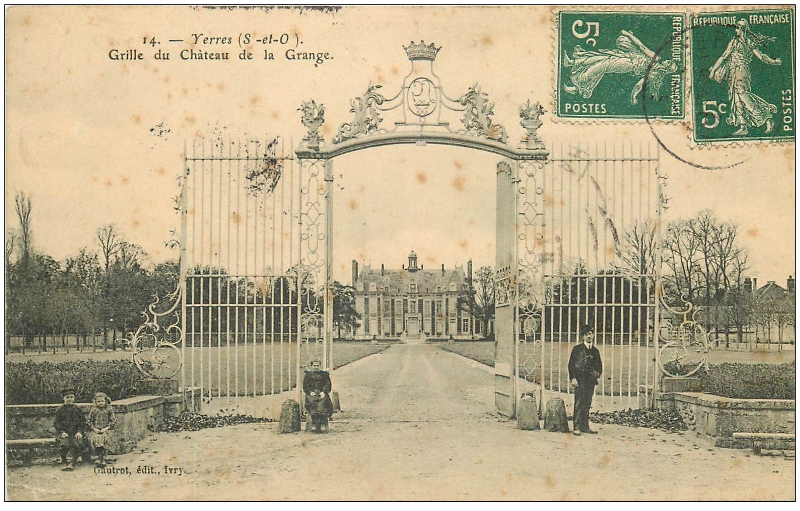 carte postale ancienne 91 YERRES. Grille du Château de la Grange 1907