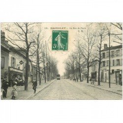 carte postale ancienne 93 BAGNOLET. La Rue de Paris Tabac Bar l'Espérance 1916. Rue qui reliait Porte de Bagnolet à la Mairie