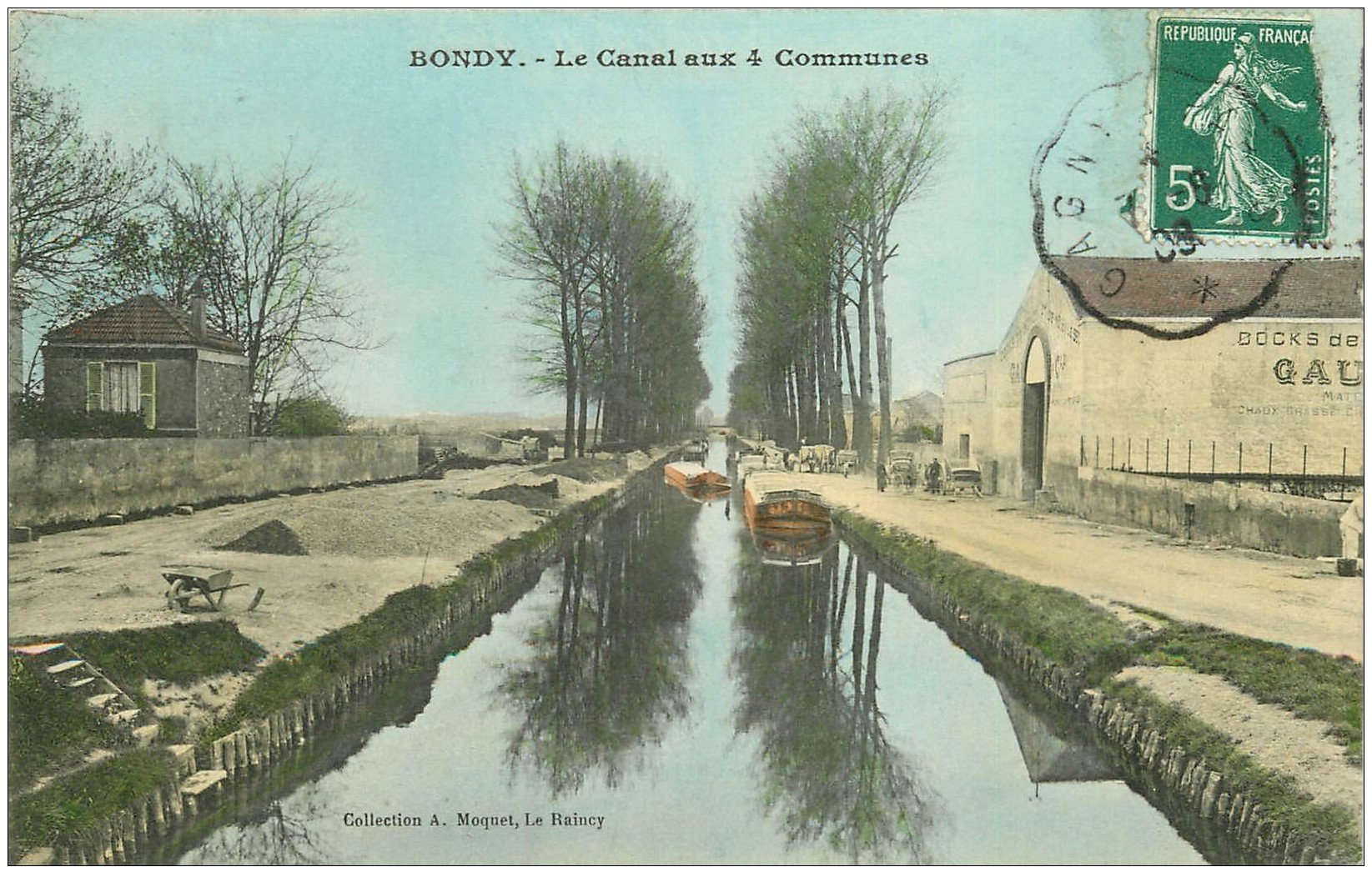 carte postale ancienne 93 BONDY. Péniches sur Canal aux 4 Communes 1908 Entrepôt de chaux grasse