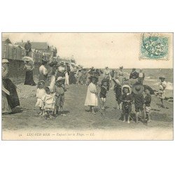 carte postale ancienne 14 LUC-SUR-MER. Enfants sur la Plage 1906