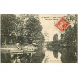 carte postale ancienne 93 LE RAINCY. Les Sources avec une Partie de Canot 1914