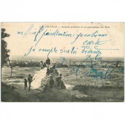 carte postale ancienne 93 LES LILAS. Ancienne Poudrière et vue sur Paris