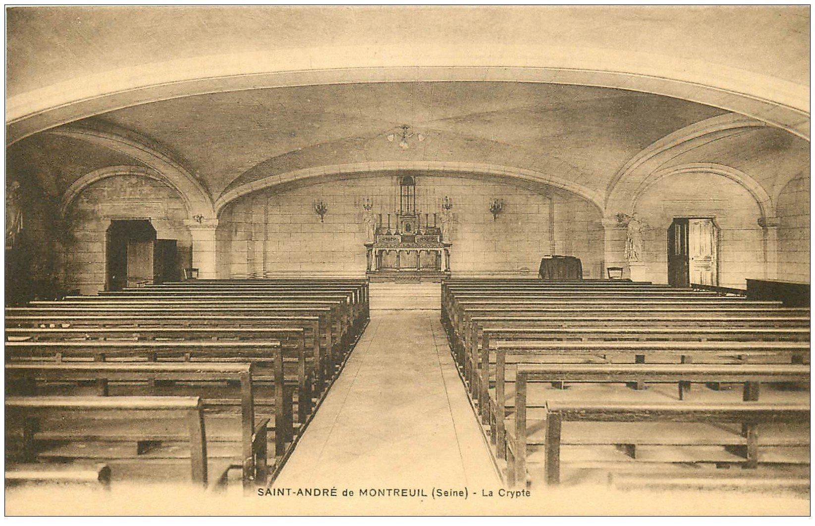 carte postale ancienne 93 SAINT ANDRE DE MONTREUIL. La Crypte