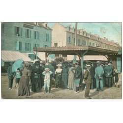 carte postale ancienne 14 LUC-SUR-MER. La Pierre à Poissons 1908