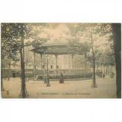 carte postale ancienne 93 SAINT DENIS. Le Kiosque de la Musique vers 1900