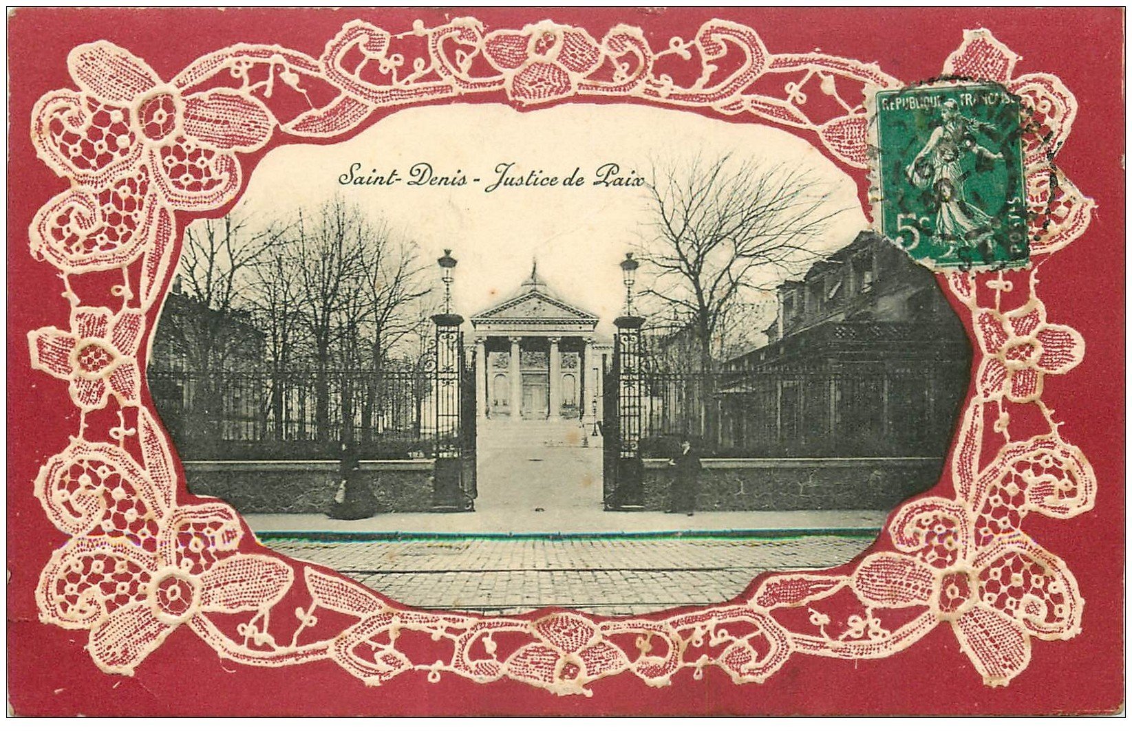 carte postale ancienne 93 SAINT DENIS. Palais Justice de Paix 1911 carte gaufrée