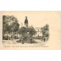 carte postale ancienne 93 SAINT DENIS. Place Thiers ancien Square des Gaules Statue de Vercingétorix vers 1900