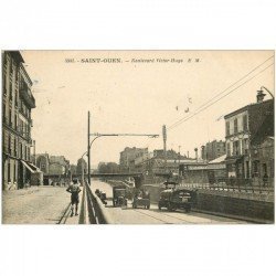 carte postale ancienne 93 SAINT OUEN. Camions anciens Boulevard Victor Hugo 1939