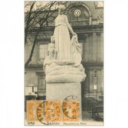 carte postale ancienne 93 SAINT OUEN. Monument aux Morts devant la Mairie 1924