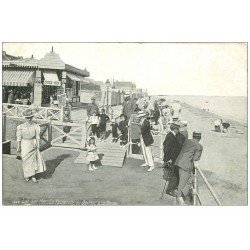 carte postale ancienne 14 LUC-SUR-MER. Passerelle du Quilhoc à la Digue