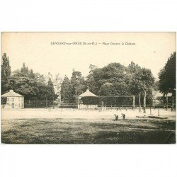 carte postale ancienne K. 91 SAVIGNY-SUR-ORGE. Le Château Place Davout avec Jardiniers Cantonniers