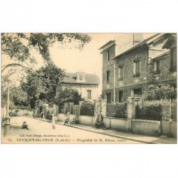91 SAVIGNY-SUR-ORGE. Propriété du Maire Féron. Carte assez rare
