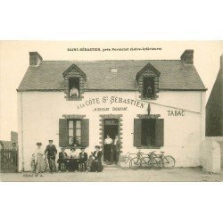 44 SAINT SEBASTIEN. Café Buvette à la Côte St Sébastien. Michelot débitant tabac avec Cyclistes