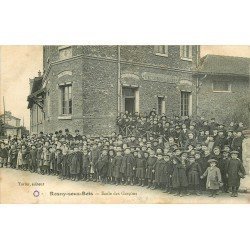 93 ROSNY SOUS BOIS. Ecoliers à l'Ecole de Garçons 1906