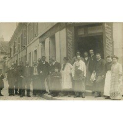 93 MONTREUIL. Superbe Photo Carte Postale d'un Restaurant Buvette Hôtel. Rue à identifier...