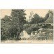 carte postale ancienne 14 MESNIL-SIMON. Paysage aux Douaires. Lavandière et Pêcheur à la ligne 1920