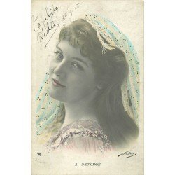 Spectacle et Théâtre. La Comédienne Detchon 1905 par Nadar