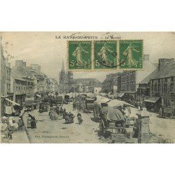 50 LA HAYE-DU-PUITS. Le Marché 1917