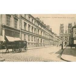 45 ORLEANS. Attelage devant la Fabrique de parapluies et le Lycée 1906