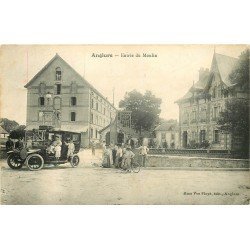 51 ANGLURE. Voiture camionnette à l'Entrée du Moulin 1910