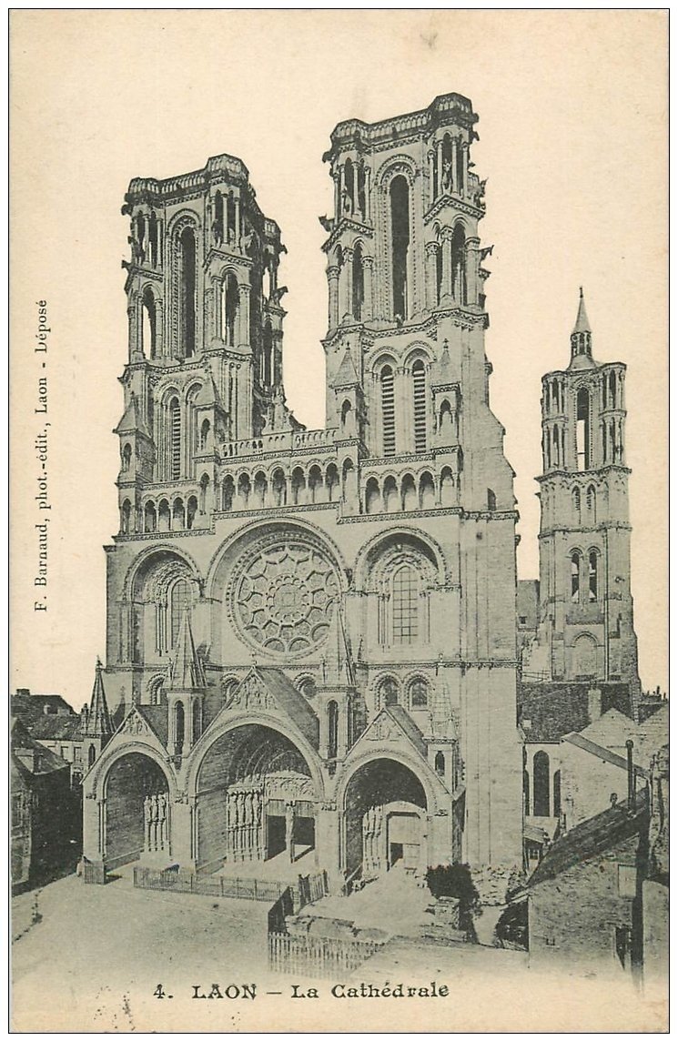 carte postale ancienne 02 LAON. La Cathédrale 1905