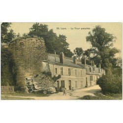 carte postale ancienne 02 LAON. La Tour penchée 1906. Superbe carte toilée