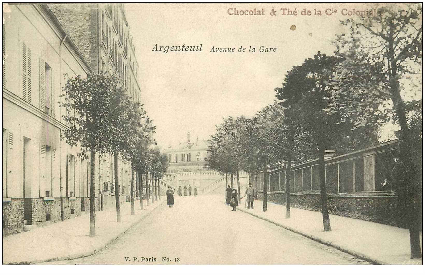 carte postale ancienne 95 ARGENTEUIL. Avenue de la Gare. Chocolat Thé Coloniale