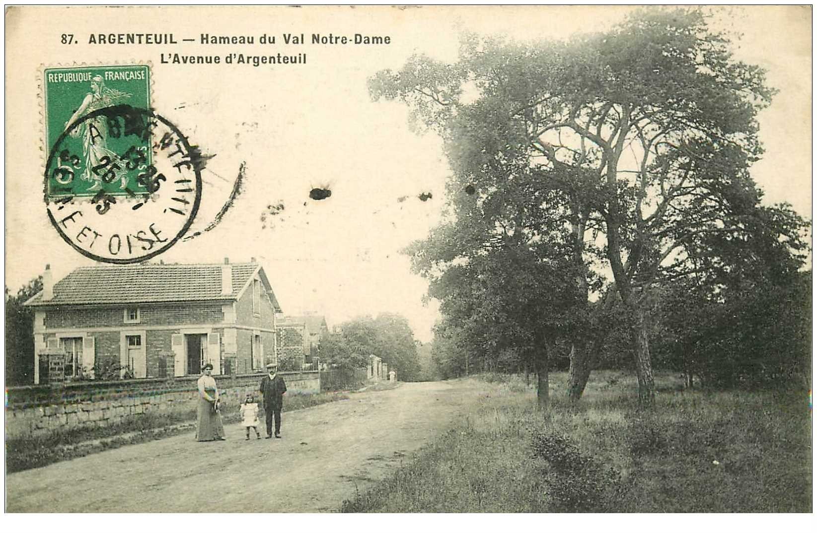 carte postale ancienne 95 ARGENTEUIL. Avenue Hameau du Val Notre Dame 1913