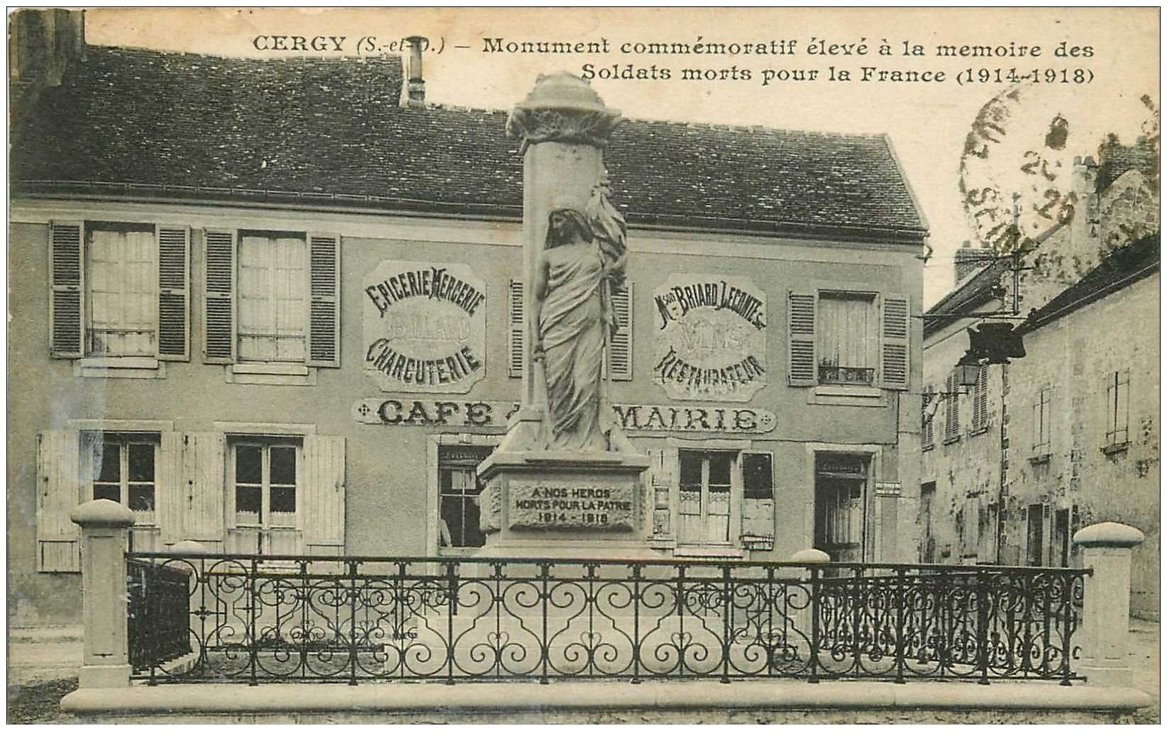 carte postale ancienne 95 CERGY. Monument devant Café de la Mairie Epicerie Charcuterie Leconte 1926