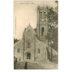 carte postale ancienne 95 CHARS. L'Eglise animation vers 1900