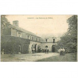 carte postale ancienne 95 CHAUVRY. Les Communs du Château 1917. En l'état....