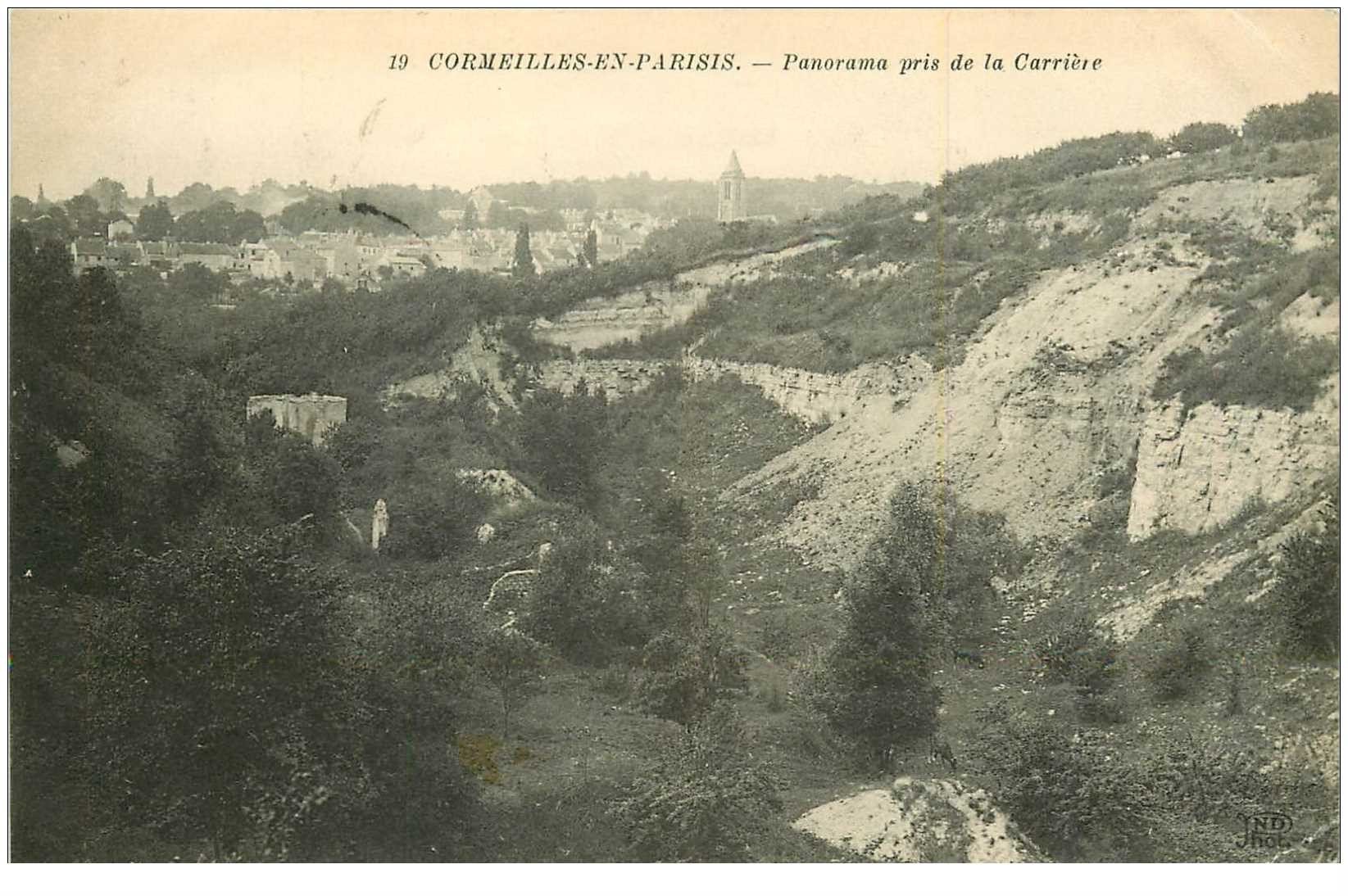 carte postale ancienne 95 CORMEILLES EN PARISIS. Panorama pris de la Carrière 1911 minuscule pli