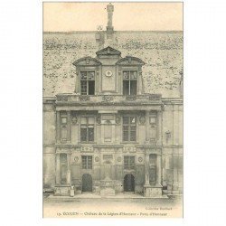 carte postale ancienne 95 ECOUEN. Château Légion d'Honneur la Porte animation