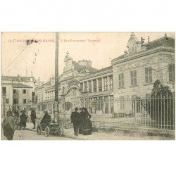 carte postale ancienne 95 ENGHIEN LES BAINS. Etablissement Thermal sur Grande Rue voiture ancienne Didot 1904