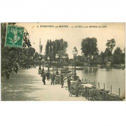 carte postale ancienne 95 ENGHIEN LES BAINS. La Jetée et bords du Lac 1913