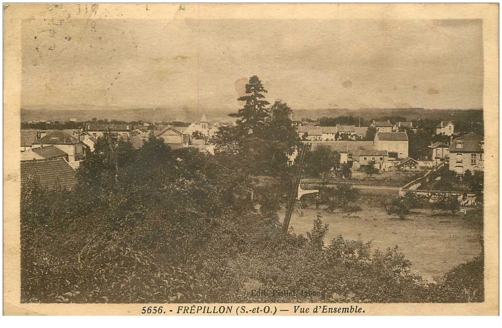 carte postale ancienne 95 FREPILLON. Vue d'Ensemble. Etat moyen...