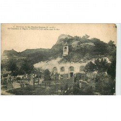 carte postale ancienne 95 HAUTE ISLE. Eglise taillée dans le Roc et Cimetière