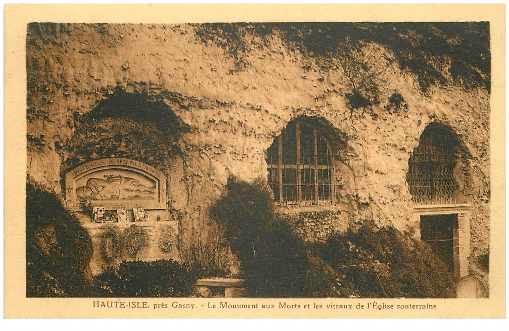 carte postale ancienne 95 HAUTE ISLE. Monument aux Morts et vitraux Eglise souterraine