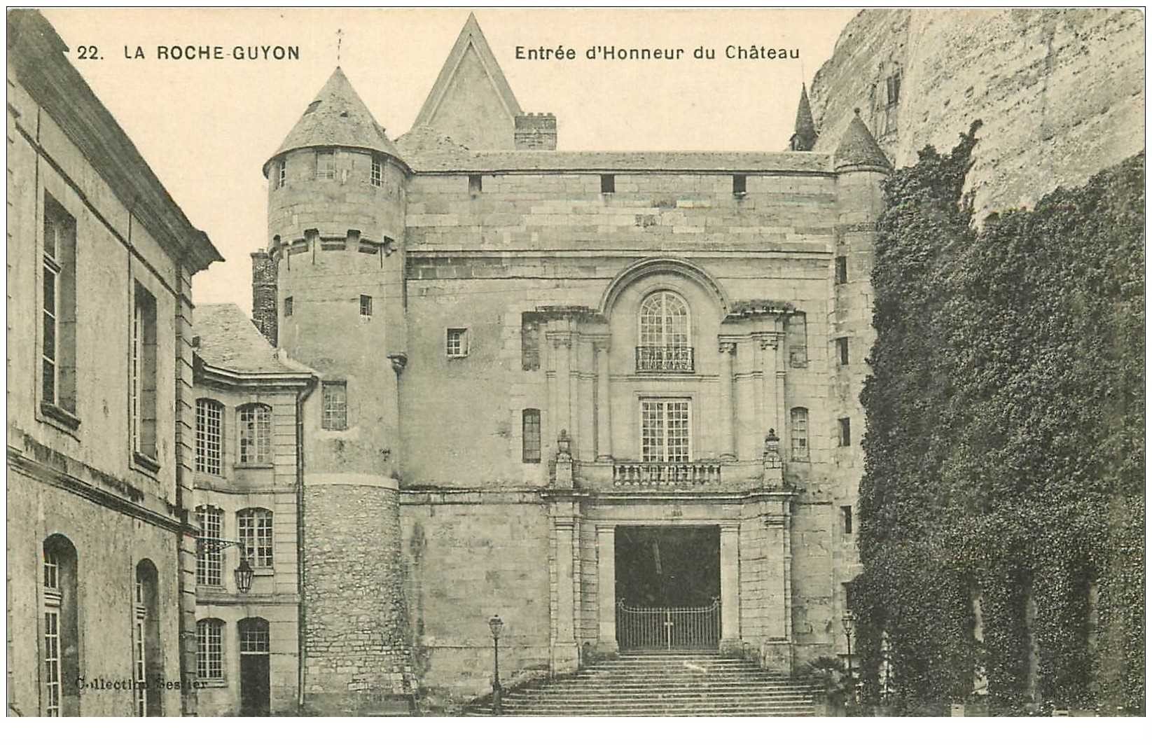 carte postale ancienne 95 LA ROCHE GUYON. Le Château Entrée d'Honneur