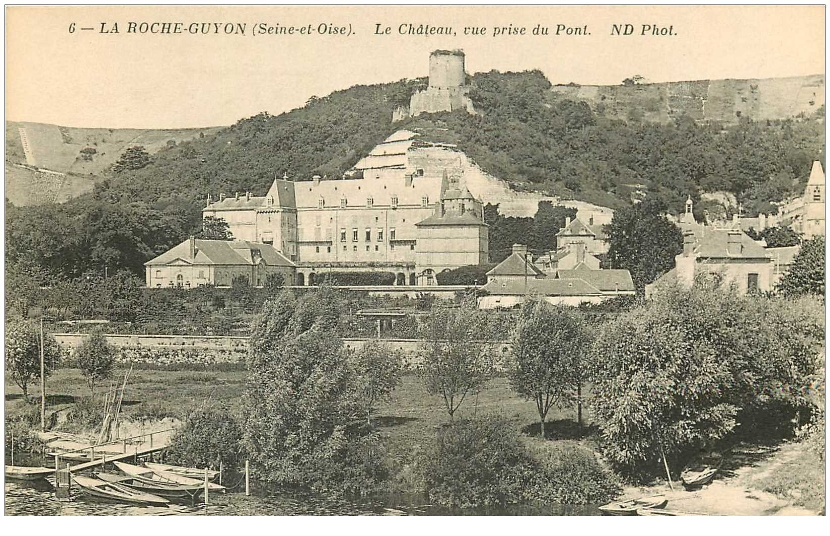 carte postale ancienne 95 LA ROCHE GUYON. Le Château vu du Pont