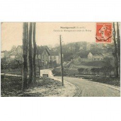 carte postale ancienne 95 MONTGEROULT. Entrée du Village Route de Boissy 1912