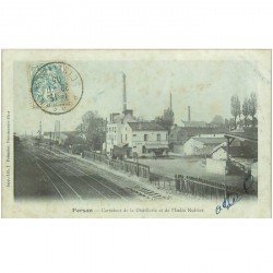 carte postale ancienne 95 PERSAN. Carrefour de la Distillerie et India Rubber 1905 Ligne Chemin de Fer et Café Restaurant