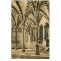 carte postale ancienne 95 ROYAUMONT. Abbaye. Ancien réfectoire