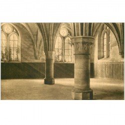 carte postale ancienne 95 ROYAUMONT. Abbaye. Salle Maison Hôtes