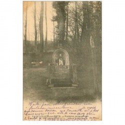 carte postale ancienne 95 SAINT CLAIR SUR EPTE. Fontaine miraculeuse vers 1903