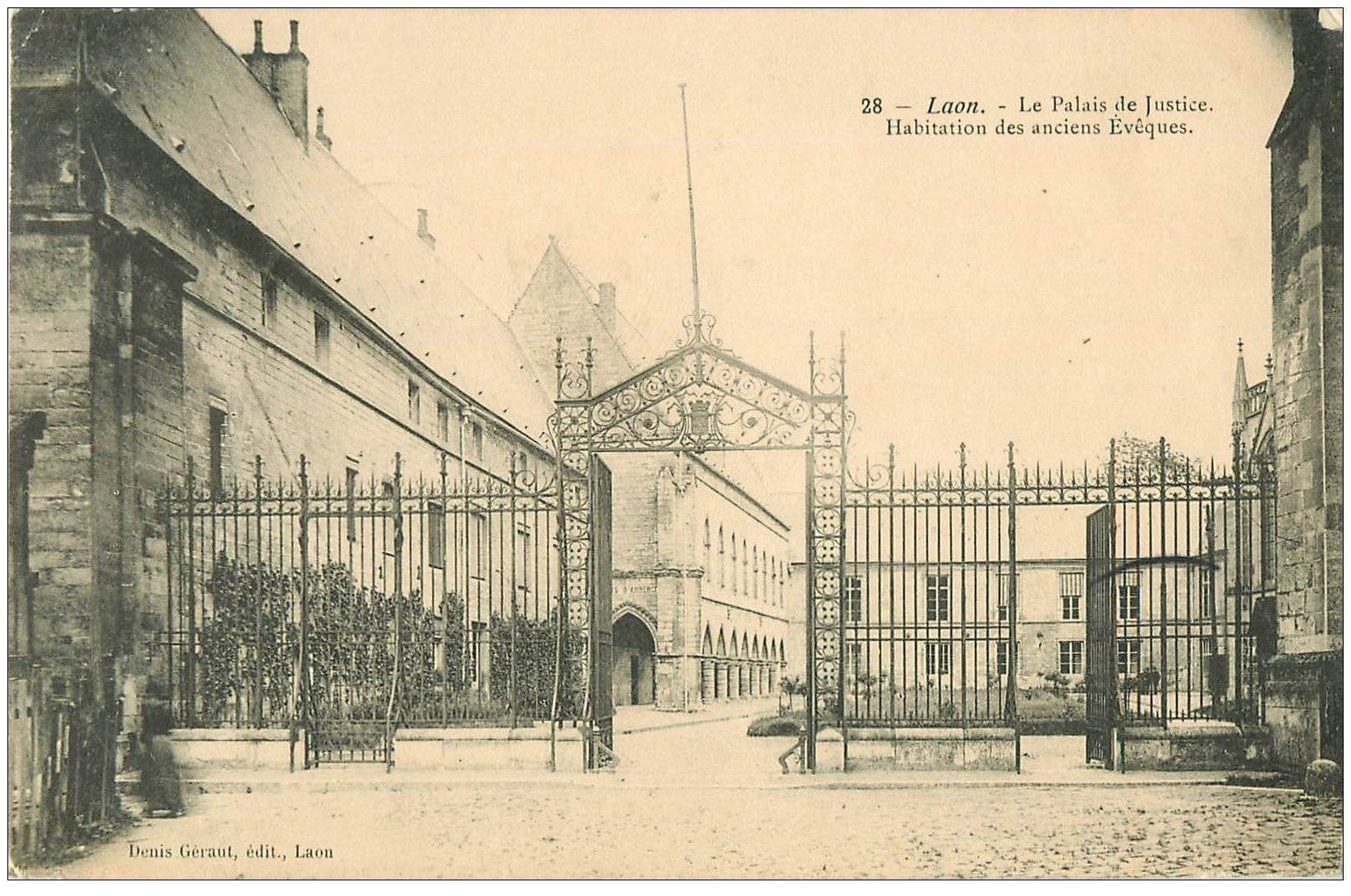 carte postale ancienne 02 LAON. Palais de Justice 1904