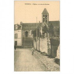 carte postale ancienne 95 VETHEUIL. L'Eglise vue du bas des Marches