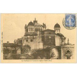 carte postale ancienne 01 Ars. Basilique et ancienne Eglise 1931