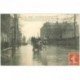 carte postale ancienne 94 IVRY SUR SEINE. Inondation de 1910 déménagement par attelage rues de Seine et Nationale