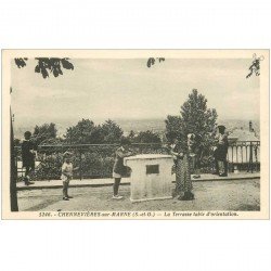carte postale ancienne 94 CHENNEVIERES SUR MARNE. La Terrasse Table d'orientation